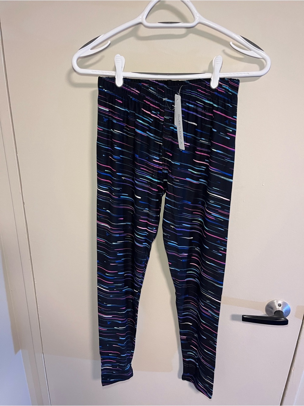 NWT Sweet Legs Leggings